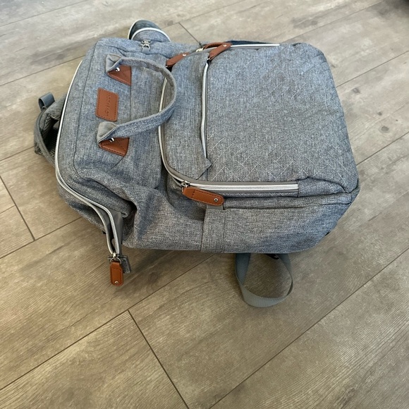 Boutique Large Diaper Bag, Backpack, Bassinet, Tech Charging Station all in one - Picture 16 of 16